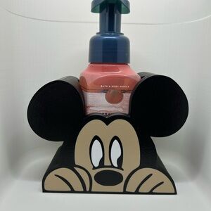 Mickey Mouse bath and body works Soap holder